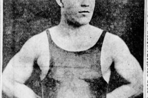 nat-pendleton-posing-in-wrestling-khaub ncaws-in-1921